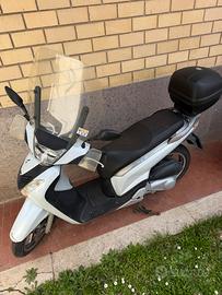 Honda Sh 125 - bauletto e doppio disco