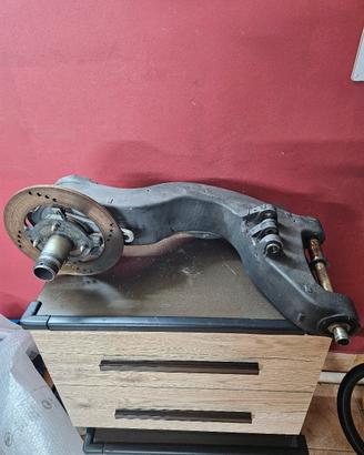 monobraccio-telaietto post. radiatore  ducati 748