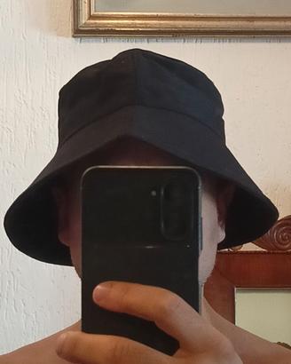Cappello a secchiello