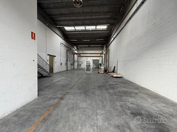 CAPANNONE A CAVRIAGO