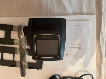 Scanner per pellicole , diapositive .