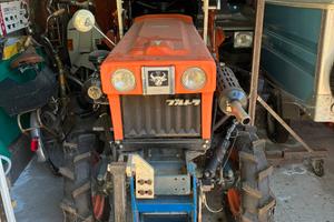 Trattore kubota B 7001