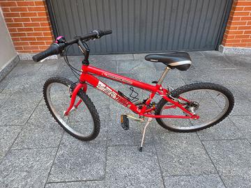 Bici Mountain Bike per ragazzo / a