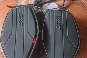 Borse morbide GIVI per Tracer 9