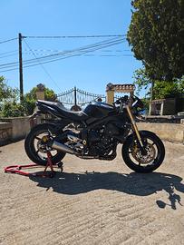 Triumph Street triple 675