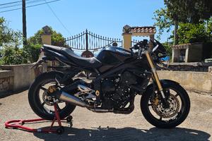 Triumph Street triple 675