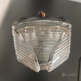 MV Agusta brutale fanalino posteriore chiaro 