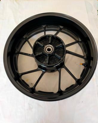 cerchio in lega tracer MT 09/tracer 900