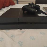 PS4 500GB + 3 giochi + controller – Ottime C