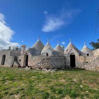 CASA DI CORTE A VILLA CASTELLI