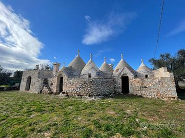 CASA DI CORTE A VILLA CASTELLI