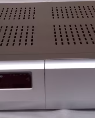 DECODER CON TELECOMANDO HUMAX DTT4000