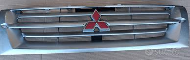 GRIGLIA MASCHERINO MITSUBISHI Pajero 4° Serie V60 