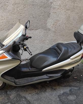 Yamaha Majesty 250 anno 2005