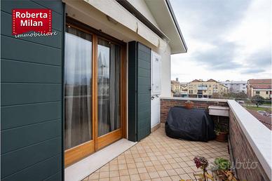 Zelarino: Recente bicamere in posizione comoda a t