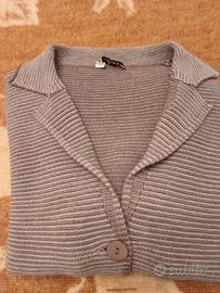 Maglia/giacchina pura lana tg.44 Giulia B.