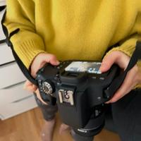 CANON 800D