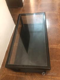 Tavolin in legno con vetro