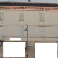 Casa su tre piani in centro Romans