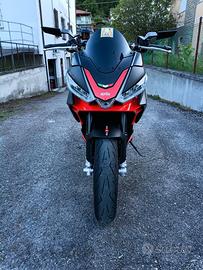 Aprilia Tuono 660