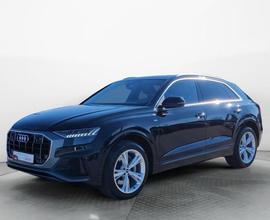 AUDI Q8 55 TFSIe PLUG-IN ELETTRICA RATA DA 799€