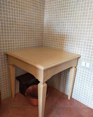 tavolinetto shabby 