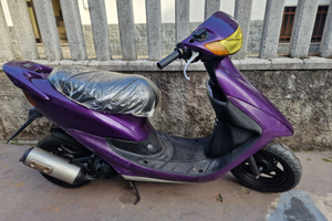 Honda zx dio