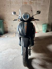 Beverly Tourer 300