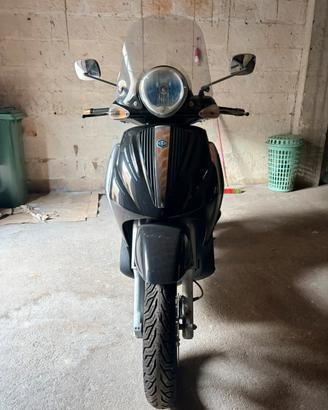 Beverly Tourer 300
