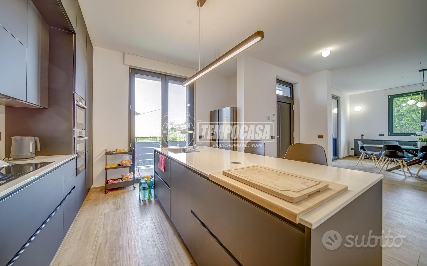 Casa – Cassano Magnago, Cassinetta, Villa - Altro