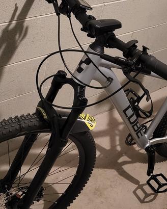 Mountainbike Cube Attention SLX