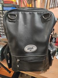 Zaino in pelle da moto givi