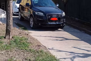 audi q7  