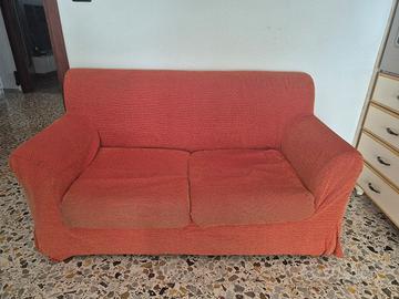 divano 2 posti