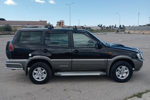 Nissan terrano II 