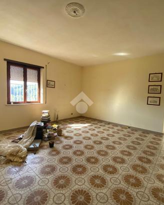 5 LOCALI A CAMPOLI APPENNINO