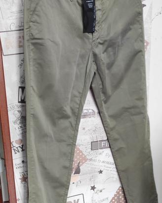 Pantaloni donna