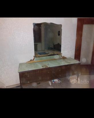 mobiletto con specchio e 4 cassetti 