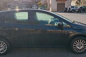 Fiat Punto 1.3 Diesel 94000 km anno 2013