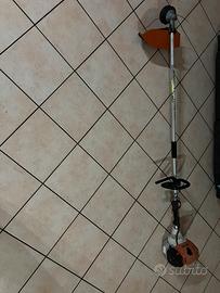 Decespugliatore Sthil FS 130 R.  Motore 4 MIX