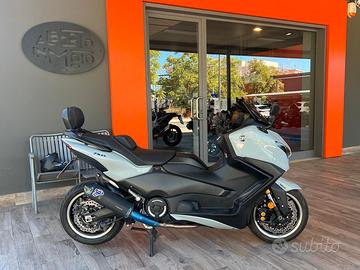 Yamaha T Max Tech