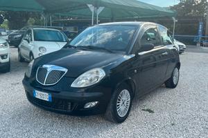 Lancia Ypsilon 1.2 Oro GPL clima idroguida