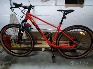 mtb bicicletta KTM