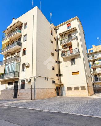2 LOCALI A FOGGIA