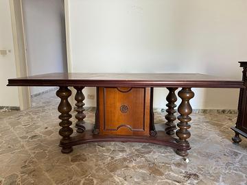 Tavolo in legno