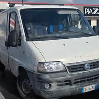 Lavoro automunito di furgone