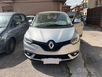 Renault scenic 4 serie