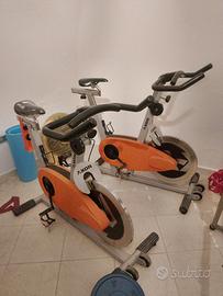 2 Spin Bike / Cyclette Professionali AXON – Vendib