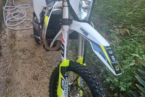 Husqvarna FE 350