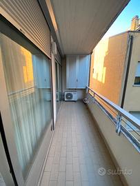 Cattolica annuale con ampio terrazzo